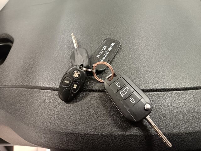 PEUGEOT Expert 2018 BlueHDi 120 M