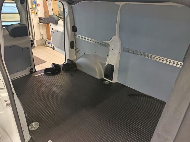 PEUGEOT Expert 2018 BlueHDi 120 M