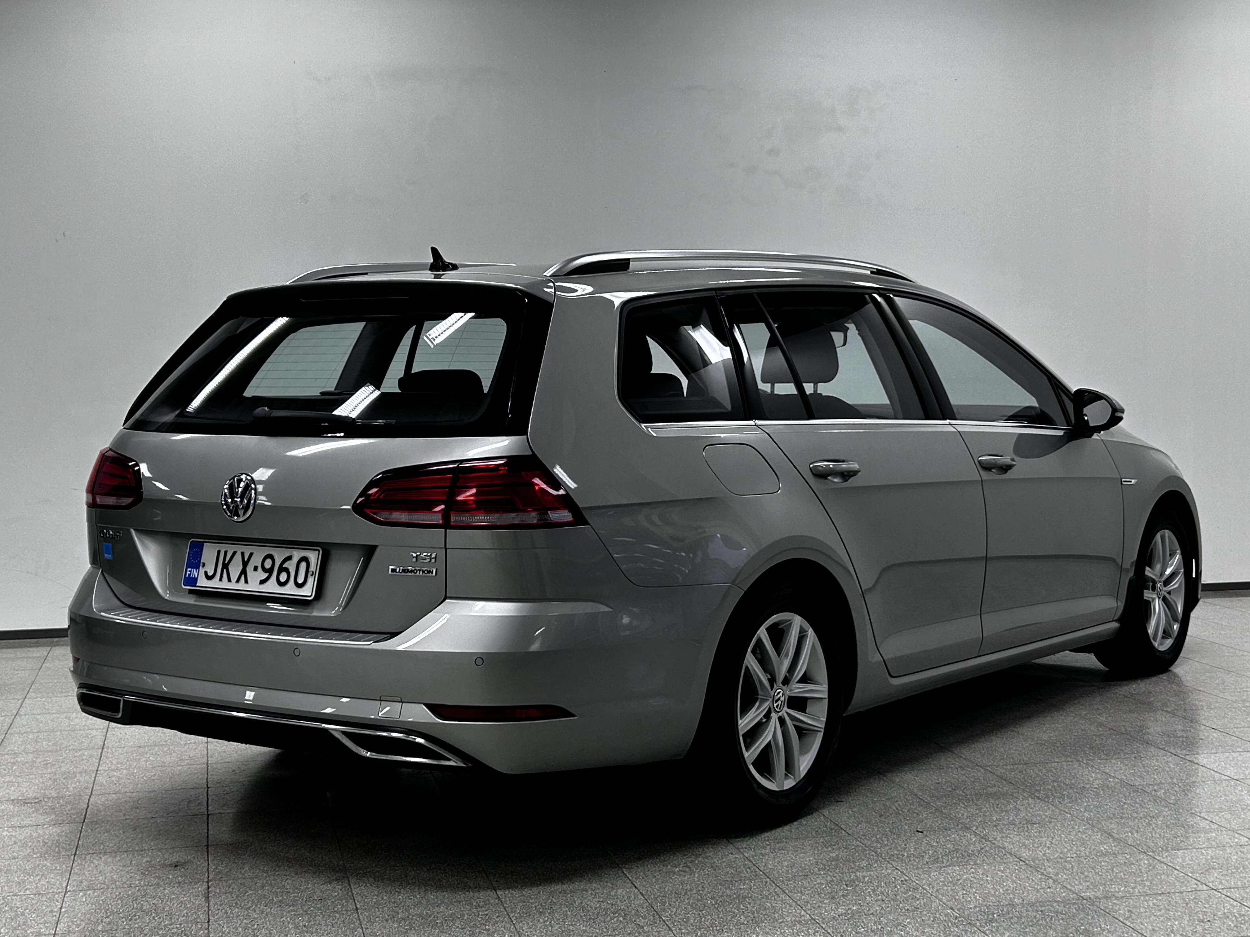 Volkswagen Golf 2018, photo 4/21