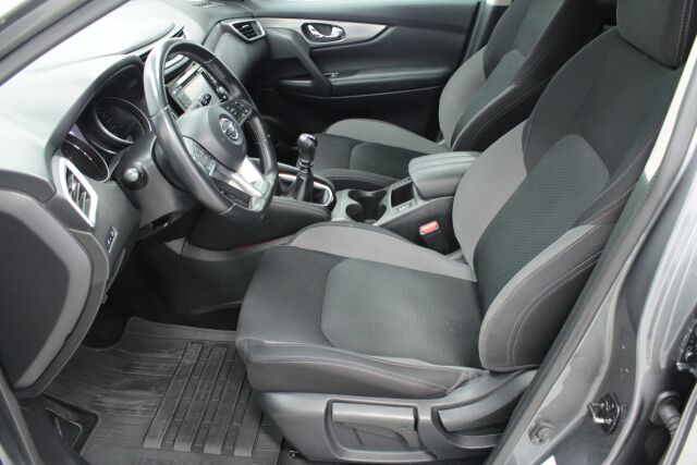 NISSAN Qashqai 2018 DIG-T 140 N-Connecta 2WD 6M/T