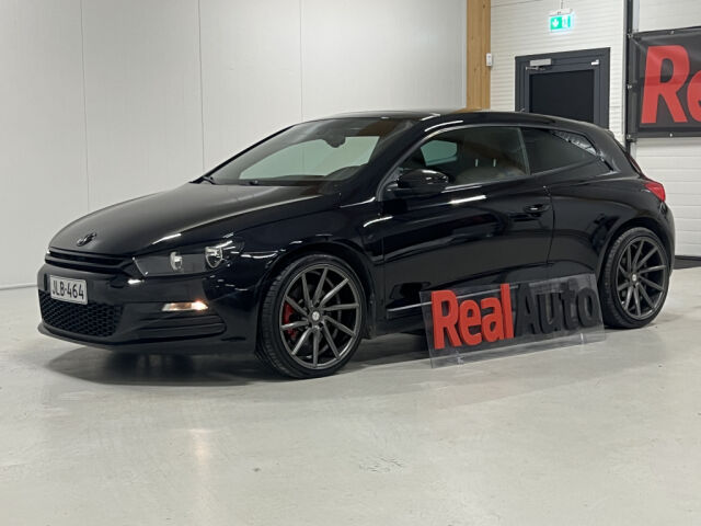 VOLKSWAGEN SCIROCCO 2011 Sport Black Edition 2,0TFSI 210HV Aut *UNIIKKI! *19" Vossen *Cognac nahkaverhoilu *Panoraama *Dynaud