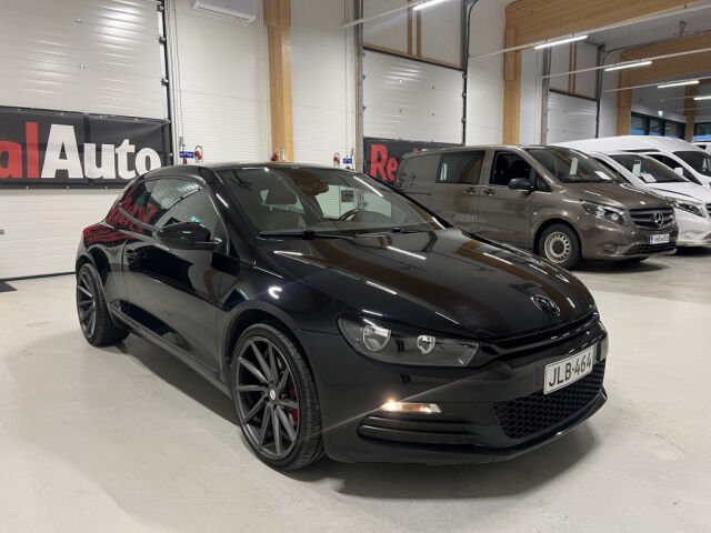 VOLKSWAGEN SCIROCCO 2011 Sport Black Edition 2,0TFSI 210HV Aut *UNIIKKI! *19" Vossen *Cognac nahkaverhoilu *Panoraama *Dynaud