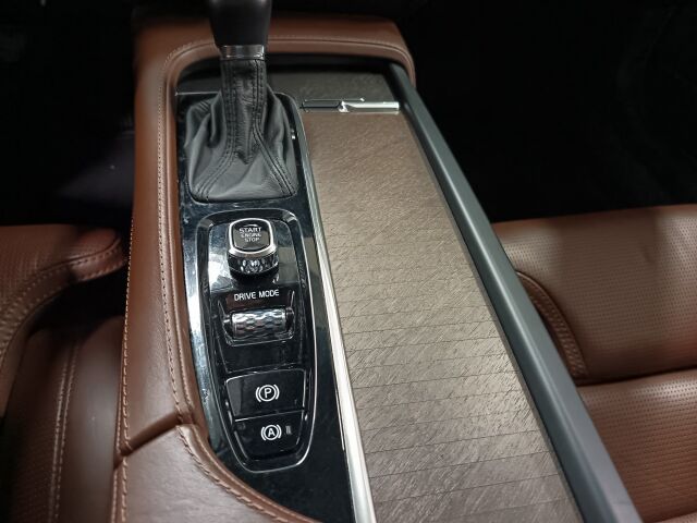 VOLVO V90 Cross Country 2018 D5 AWD Business aut