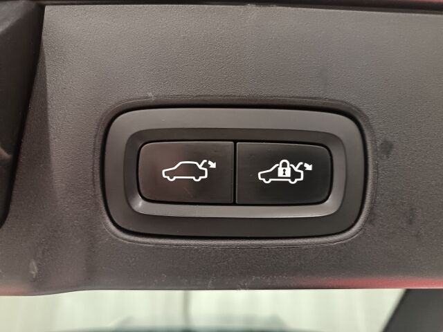 VOLVO V90 Cross Country 2018 D5 AWD Business aut