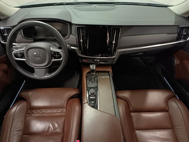 VOLVO V90 Cross Country 2018 D5 AWD Business aut