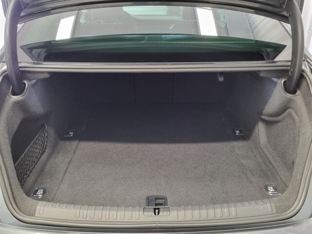 AUDI A6 2019 Sedan Business Design 50 TDI quattro tiptronic-autom. / ACC / Koukku / Navi / Webasto / 360-Kamera