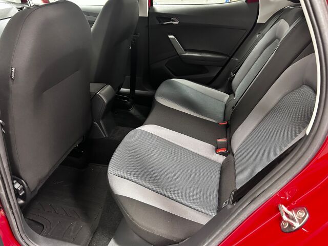 SEAT Arona 2019 1,0 EcoTSI 115 Design Edition DSG Vähän ajettu ja hyvin huollettu.