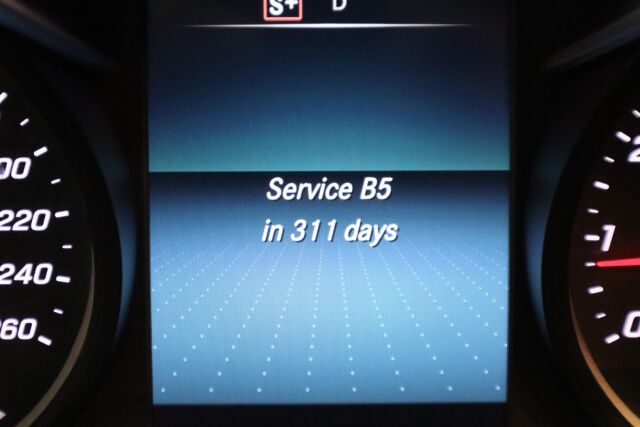 MERCEDES-BENZ C 2020 180 A Business AMG