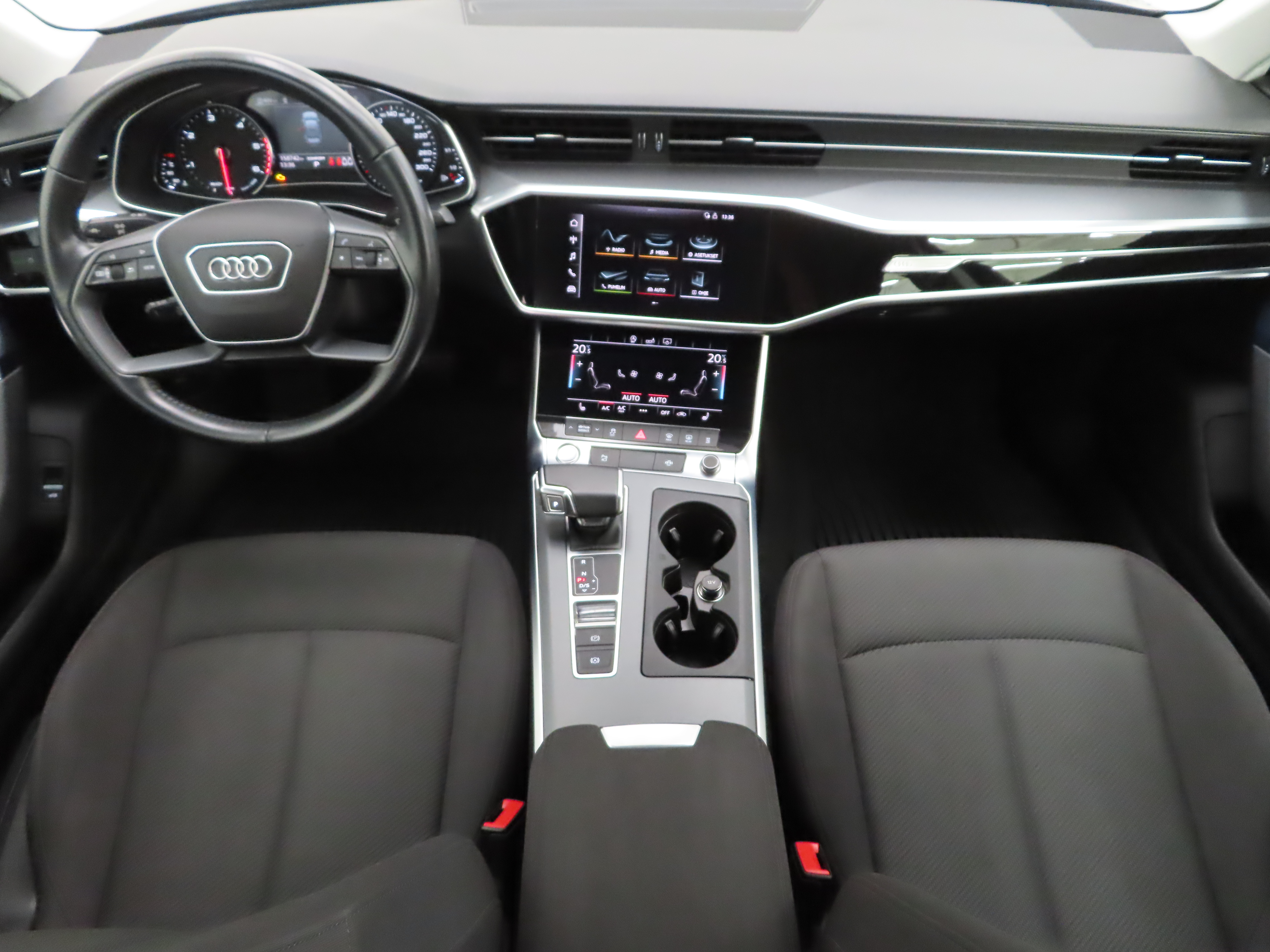 Audi A6 2019, kuva 6/9