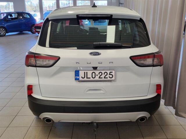 FORD Kuga 2020 1,5 EcoBlue 120hv A8 FWD Titanium Launch Edition / Koukku / ACC / Keyless / Webasto / P-Kamera