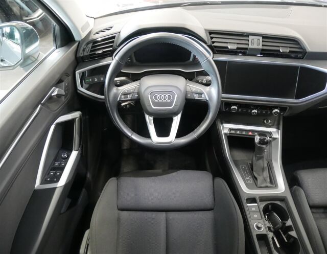 AUDI Q3 2020 Sportback Business 35 TDI 110 kW quattro S tronic