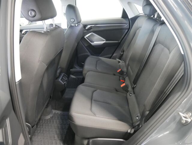 AUDI Q3 2020 Sportback Business 35 TDI 110 kW quattro S tronic