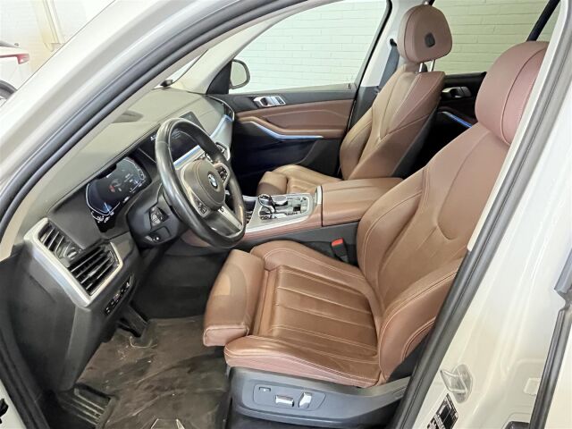 BMW X5 2020 G05 xDrive45e A * Hyvillä varusteilla oleva näyttävä yksilö*