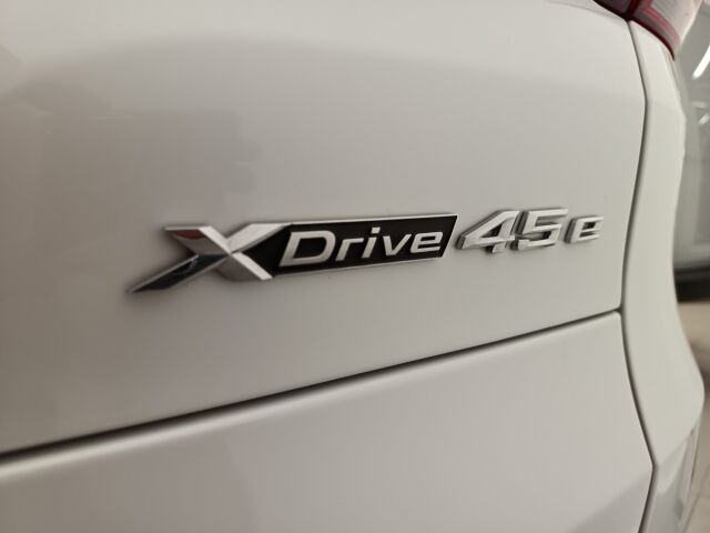 BMW X5 2020 G05 xDrive45e A * Hyvillä varusteilla oleva näyttävä yksilö*
