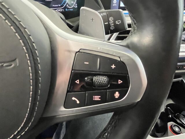 BMW X5 2020 G05 xDrive45e A * Hyvillä varusteilla oleva näyttävä yksilö*