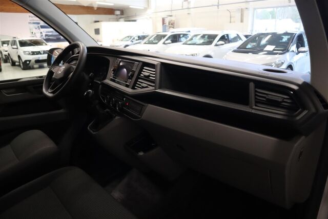 VOLKSWAGEN Transporter 2021 umpipakettiauto Pitkä 2,0 TDI 81 kW