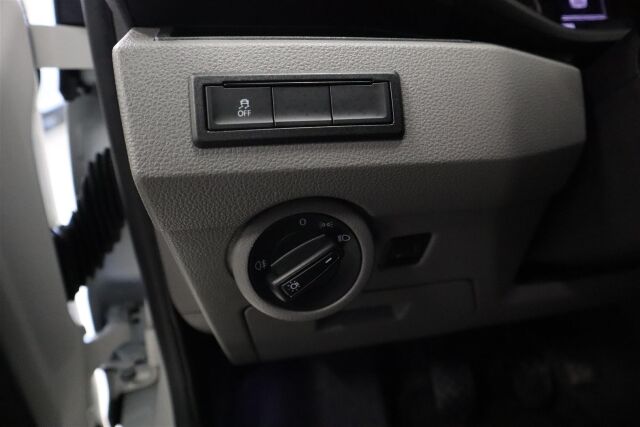 VOLKSWAGEN Transporter 2021 umpipakettiauto Pitkä 2,0 TDI 81 kW