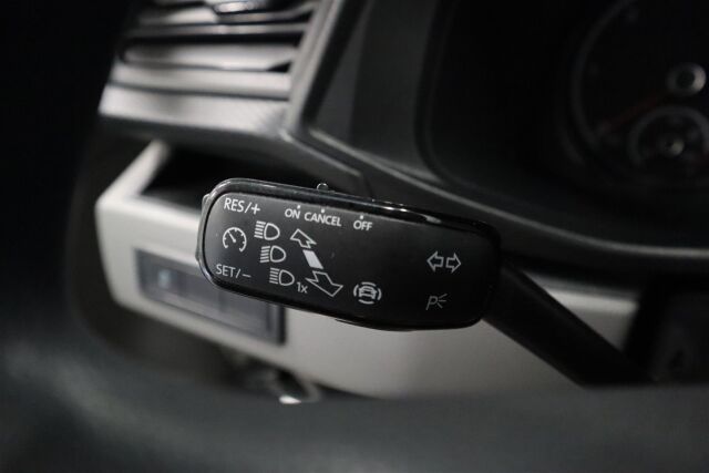 VOLKSWAGEN Transporter 2021 umpipakettiauto Pitkä 2,0 TDI 81 kW