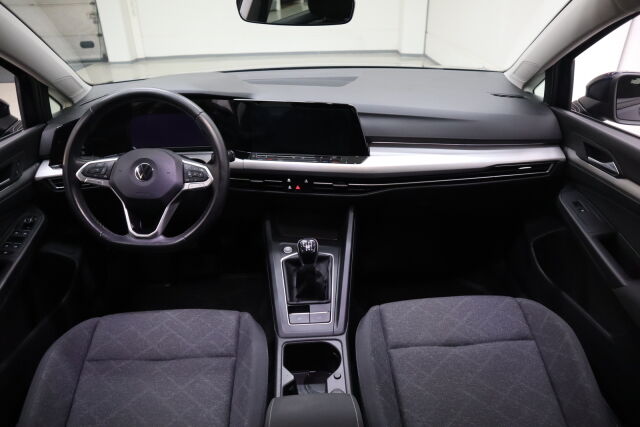 VOLKSWAGEN Golf 2020 1,0 TSI 81 kW