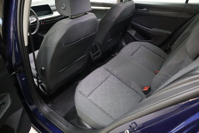 VOLKSWAGEN Golf 2020 1,0 TSI 81 kW