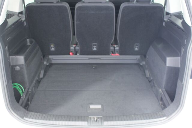 VOLKSWAGEN Touran 2021 1,5 TSI EVO 110 kW