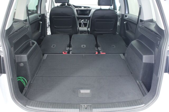 VOLKSWAGEN Touran 2021 1,5 TSI EVO 110 kW