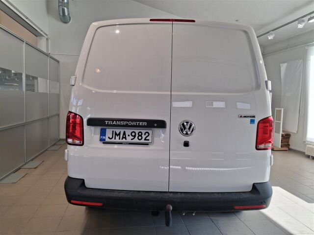 VOLKSWAGEN Transporter 2021 umpipakettiauto Pitkä 2,0 TDI 110 kW 4Motion DSG