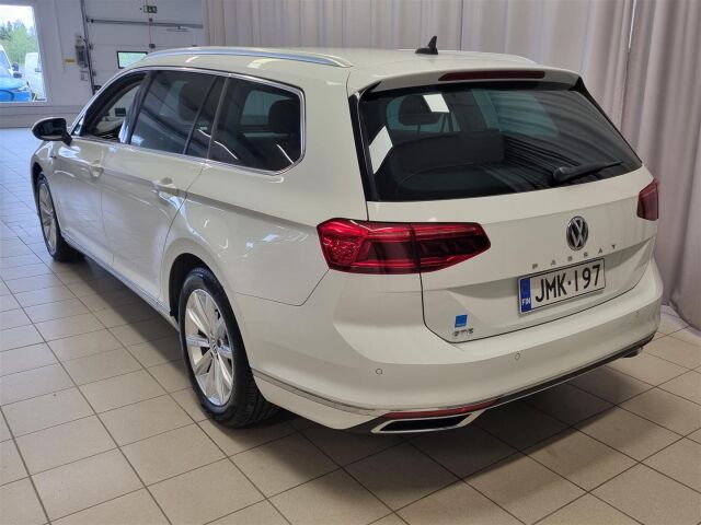 VOLKSWAGEN Passat 2020 Variant GTE Plug-In Hybrid 160 kW DSG-automaatti / Webasto / P-kamera / Navi / ACC / Keyless /Koukku