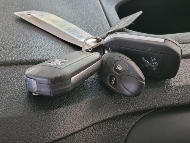 PEUGEOT Expert 2022 BlueHDi 145 XL / ALV / Koukku / P-Kamera / Webasto