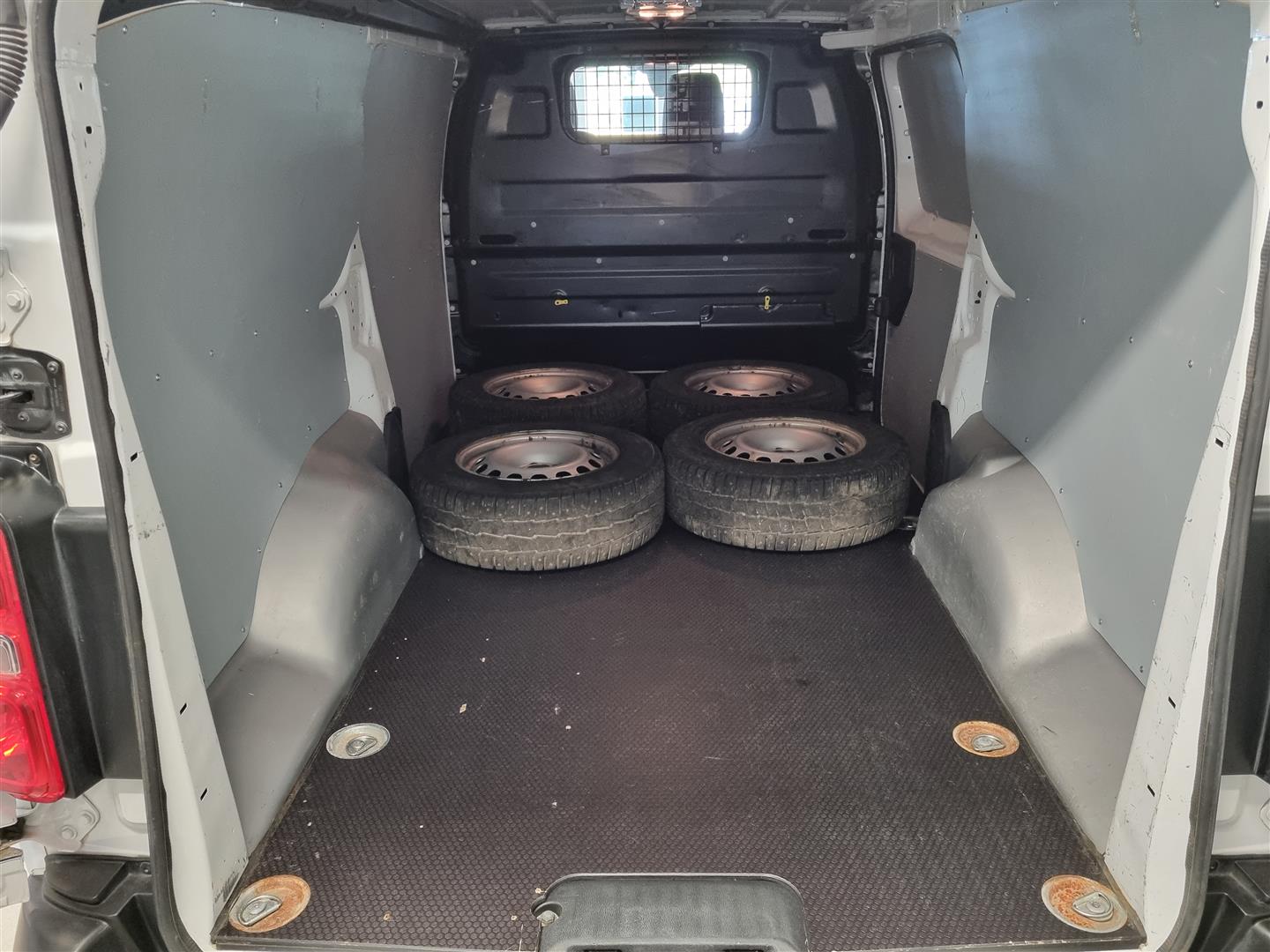 Peugeot Expert BlueHDi 145 XL 2022, kuva 7/17