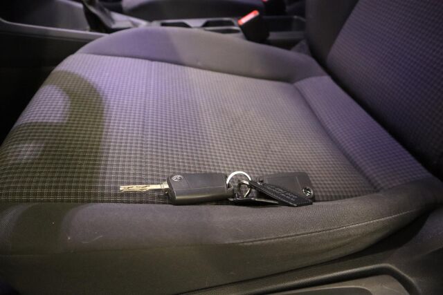 Volkswagen Caddy 2022 umpipakettiauto Cargo Pro 2,0 TDI    Ehjä pikku paku!