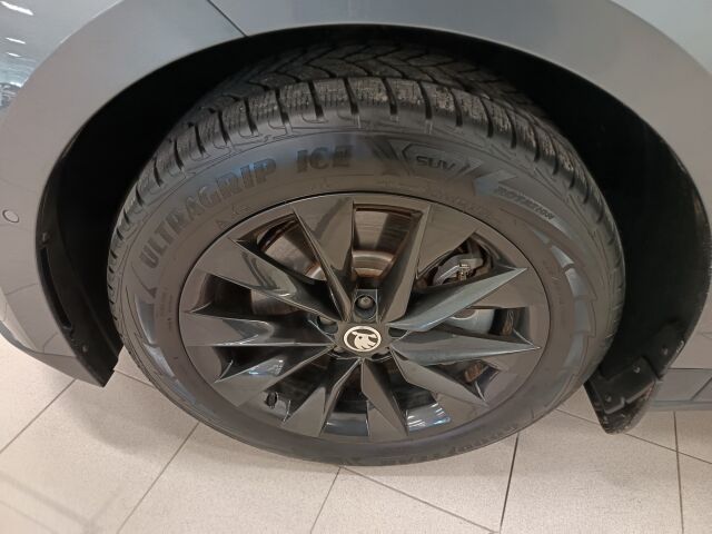SKODA Enyaq 2022 80x 4x4 iV