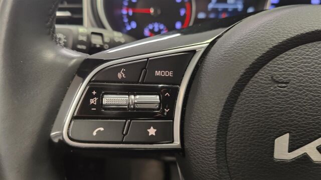 KIA XCeed 2022 1,5 T-GDI 160hv LX DCT  * 1 omistaja / Vetokoukku / P-kamera / Moottorinlämmitin *