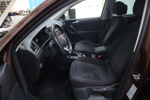 VOLKSWAGEN Tiguan 2022 Style Business 2,0 TDI SCR 110 kW 4MOTION DSG-automaatti