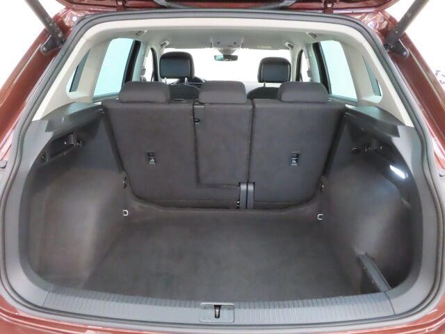 VOLKSWAGEN Tiguan 2022 Style Business 2,0 TDI SCR 110 kW 4MOTION DSG-automaatti