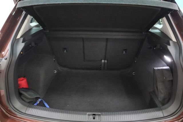 VOLKSWAGEN Tiguan 2022 Style Business 2,0 TDI SCR 110 kW 4MOTION DSG-automaatti