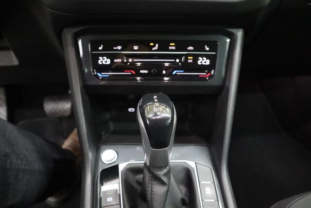 VOLKSWAGEN Tiguan 2022 Style Business 2,0 TDI SCR 110 kW 4MOTION DSG-automaatti