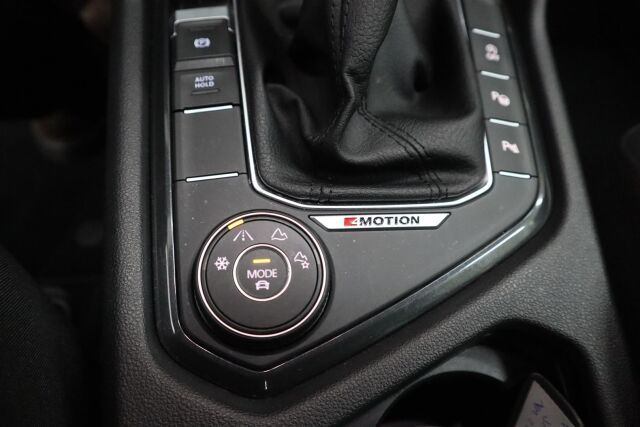 VOLKSWAGEN Tiguan 2022 Style Business 2,0 TDI SCR 110 kW 4MOTION DSG-automaatti