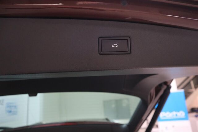 VOLKSWAGEN Tiguan 2022 Style Business 2,0 TDI SCR 110 kW 4MOTION DSG-automaatti