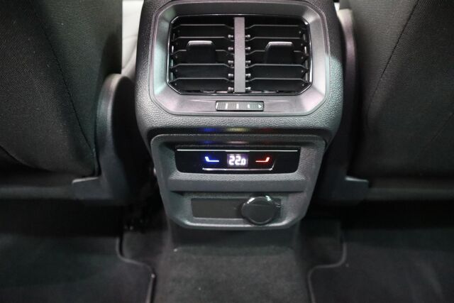 VOLKSWAGEN Tiguan 2022 Style Business 2,0 TDI SCR 110 kW 4MOTION DSG-automaatti