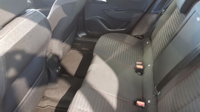 Peugeot 2008 2022 Active Pack PureTech 130 EAT8-automaatti