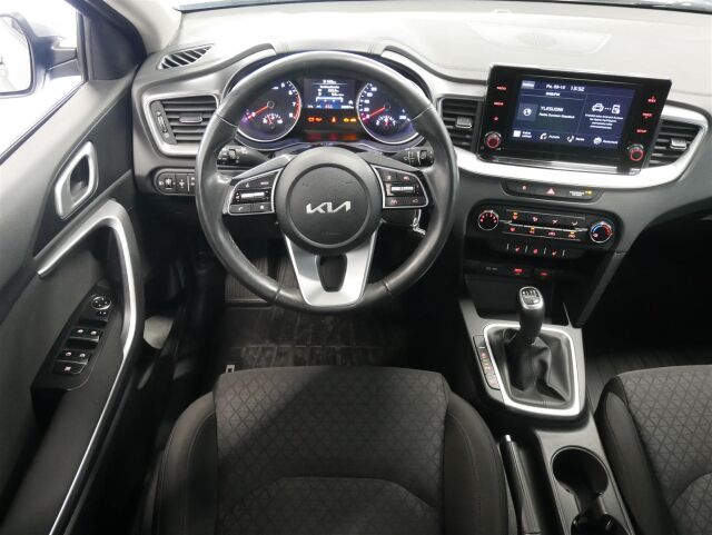 KIA Ceed 2022 1,0 T-GDI 100hv LX SW