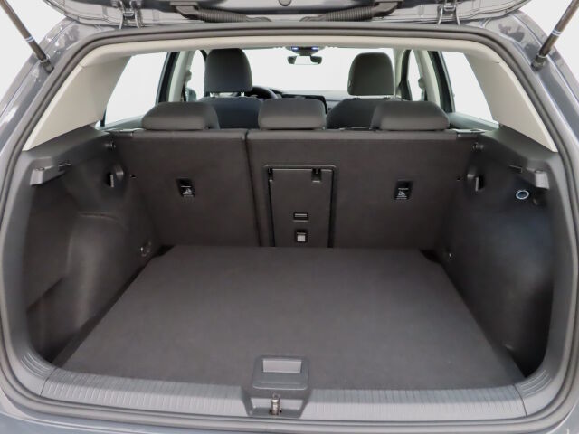 Volkswagen Golf 2023 Style Business 1,5 eTSI 96 kW (MHEV) DSG-automaatti