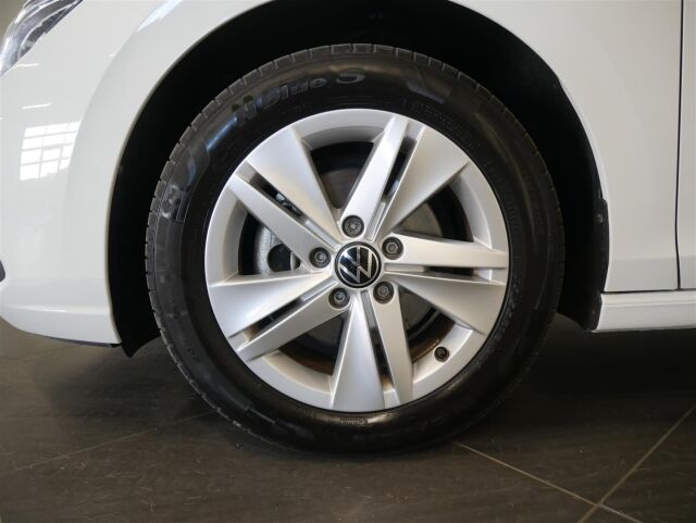 Volkswagen Golf 2023 Variant Comfort Business 1,0 eTSI (MHEV) 81 kW DSG-automaatti
