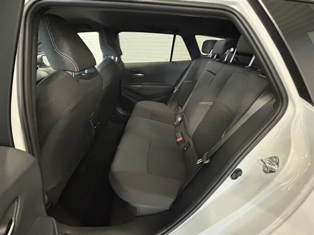 SUZUKI Swace 2024 1,8 HYBRID 2WD GL+ CVT-aut / 1-om / Merkkihuollettu / 2 x renkaat / Todella hieno!