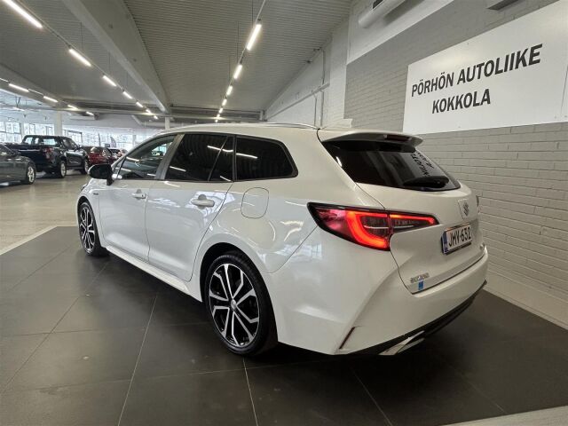 SUZUKI Swace 2024 1,8 HYBRID 2WD GL+ CVT-aut / 1-om / Merkkihuollettu / 2 x renkaat / Todella hieno!