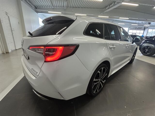 SUZUKI Swace 2024 1,8 HYBRID 2WD GL+ CVT-aut / 1-om / Merkkihuollettu / 2 x renkaat / Todella hieno!