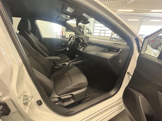 SUZUKI Swace 2024 1,8 HYBRID 2WD GL+ CVT-aut / 1-om / Merkkihuollettu / 2 x renkaat / Todella hieno!