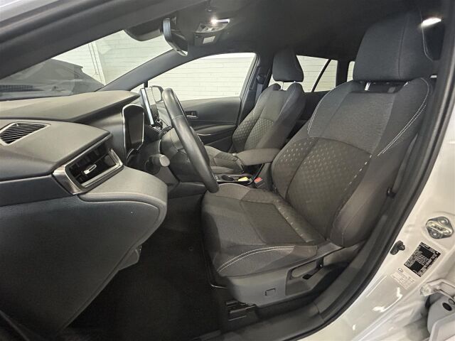 SUZUKI Swace 2024 1,8 HYBRID 2WD GL+ CVT-aut / 1-om / Merkkihuollettu / 2 x renkaat / Todella hieno!