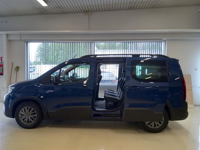 PEUGEOT e-Rifter 2023 Allure 50 kWh 136 Autom.pitkä 7lle rek